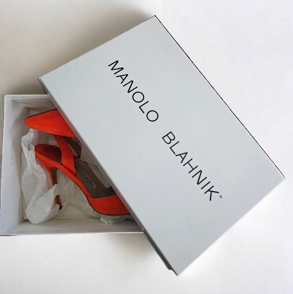 Manolo Blahnik Carolyne Suede Slingback Pumps (Orange) - Picture 4 of 5